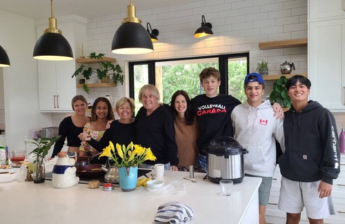 Okanagan-Similkameen House | Benchview Estate - pool, views, premium location! Licence # 00115339