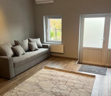 Oradea Apartment | Benny & Bella Guest House