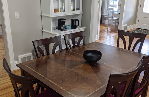 Northrup House | Berg Guest House, Just Blocks from Mayo & Downtown