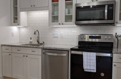 Northrup House | Berg Guest House, Just Blocks from Mayo & Downtown