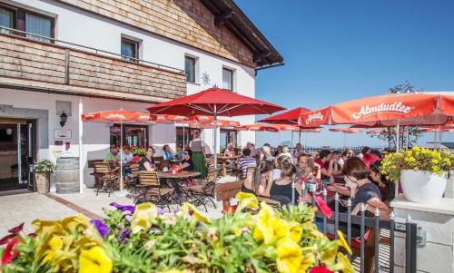 Ebensee House | Berggasthof Edelweiss