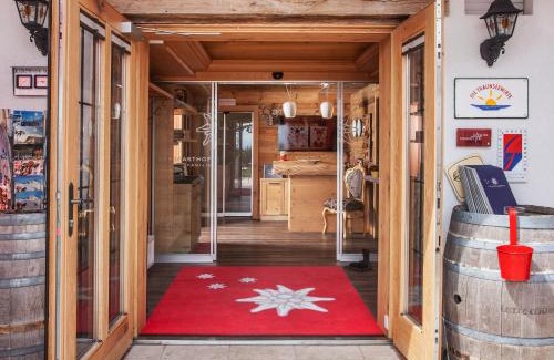 Ebensee House | Berggasthof Edelweiss