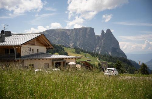 Castelrotto Hotel | Berghotel Zorzi