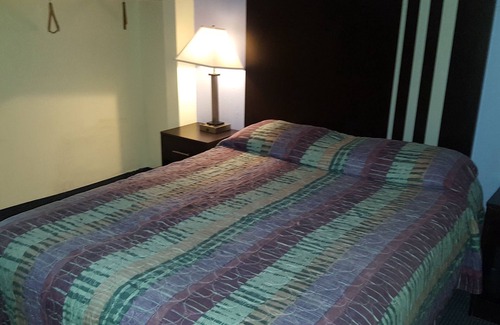 Downtown Myrtle Beach Hotel | Bermuda Sands on the Boardwalk