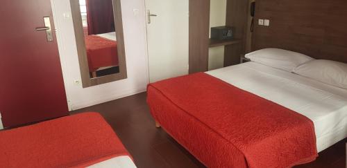 Batignolles Hotel | Bertha