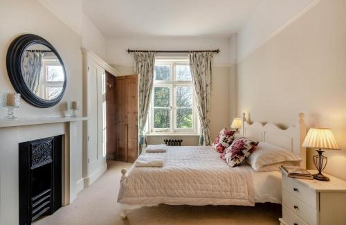 Aldborough House | Bessingham Mews