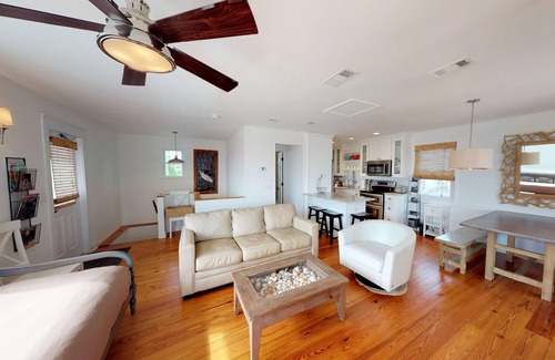 St. Augustine Beach House | 💲BEST BEACH💲 Gorgeous Ocean Views - Renovated Like POTTERY BARN - Beach Steps Away