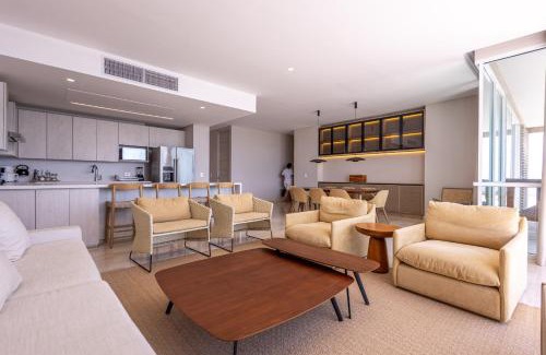 Porto Nao Apartment | Best Caribbean Sea Views 3BR Penthouse F1