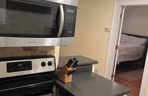 Athens Apartment | Best Five Points Stay in Athens. Why not spoil yourself? Privacy, Security!