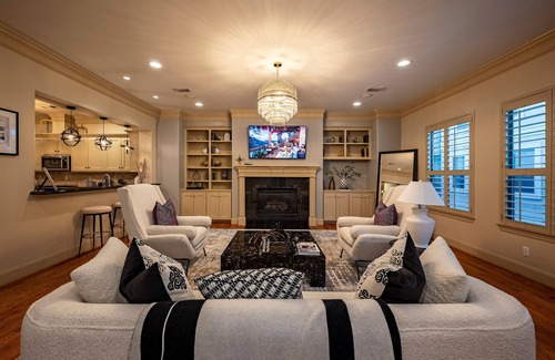 The Galleria House | Best Location in Houston - Very spacious house - Close to everything