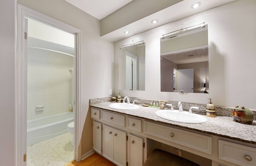 Grogan's Mill House | Best location - Large House - Private pool - Pool can be heated option!!!