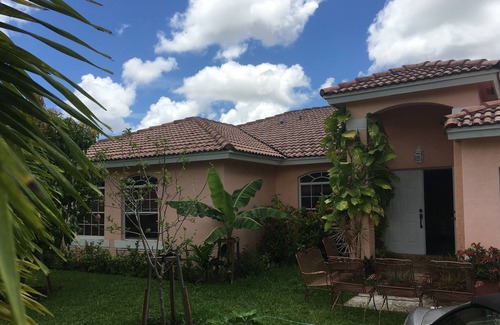 Homestead House | Best location to explore South Florida & the Florida Keys.