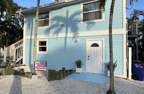 Fort Myers Beach House | Best Location on FMB! Walk everywhere yet private neighborhood.