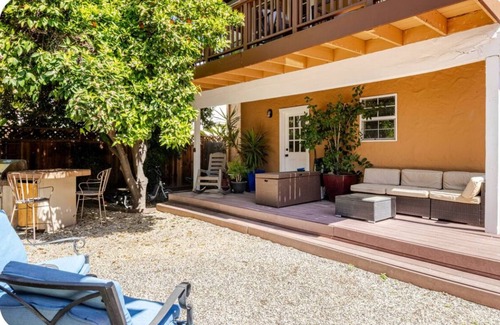 Willow Glen House | Best Location - Walk to Downtown Willow Glen - Cozy Covered Balcony