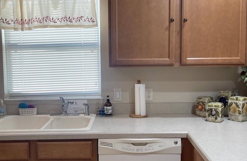 Virginia Trace House | Best Locaton in The Villages Walking Distance to Lake Sumter Landing