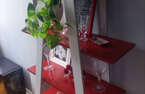 Gloria Apartment | Best option nearby subway and bars/pubs