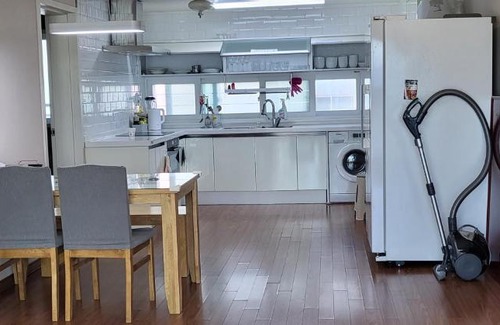 Songpo-ri Apartment | Best Pension in Sungpori