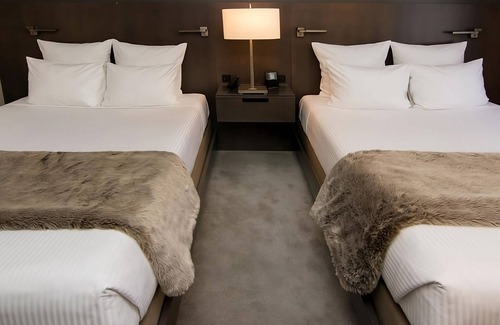 Downtown Portland House | Best Place to Stay in Oregon! 4 Convenient Units, Pets Allowed, Near Oregon Zoo