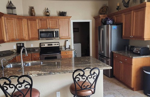 Talon Retreat House | BEST VALUE IN GRAYHAWK!