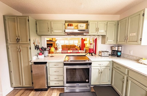 Cape San Blas House | Best value on the Cape! Located End of Boardwalk to Beach! Kayaks.