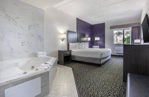 Bolingbrook Hotel | Best Western Bolingbrook Hotel
