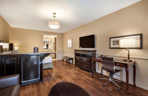 Corona Hotel | Best Western Corona Hotel & Suites