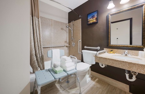 Battle Creek Hotel | Best Western Executive Inn