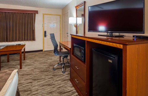 Marshall Hotel | Best Western Executive Inn