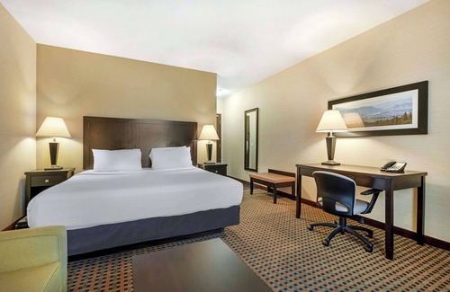 Vernon Hotel | Best Western Pacific Inn