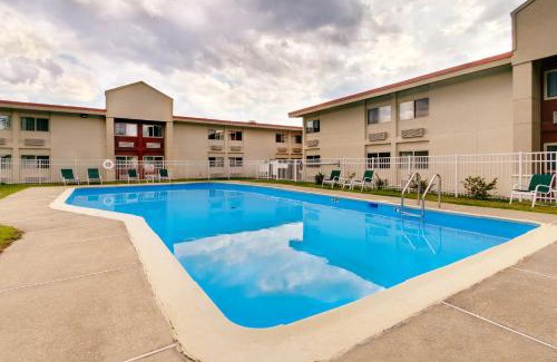 Augusta Hotel | Best Western Plus Augusta Civic Center Inn