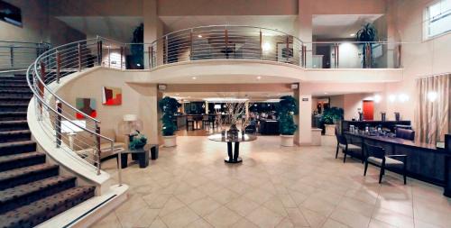 East Peralta Hotel | Best Western Plus Bayside Hotel