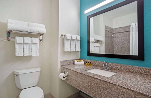 Pine Forest Hotel | Best Western Plus Blue Angel Inn