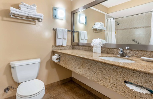 Capitola Hotel | Best Western Plus Capitola By-the-sea Inn & Suites