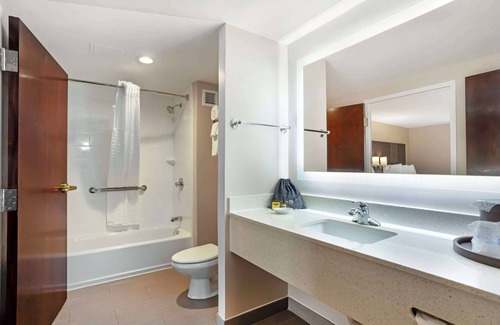 Fairfield Hotel | Best Western Plus Fairfield Hotel