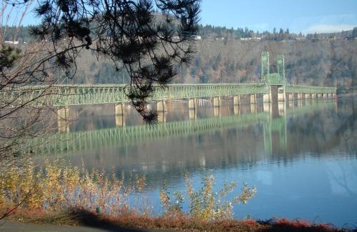 Hood River Hotel | Best Western Plus Hood River Inn