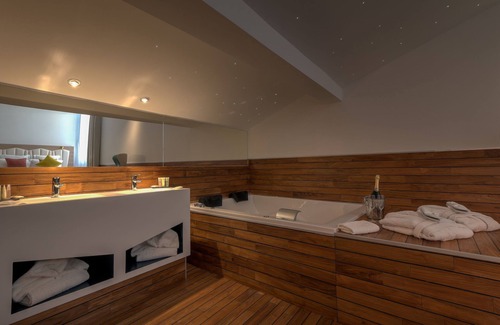 Gares Hotel | Best Western Plus Hotel Comedie Saint-Roch