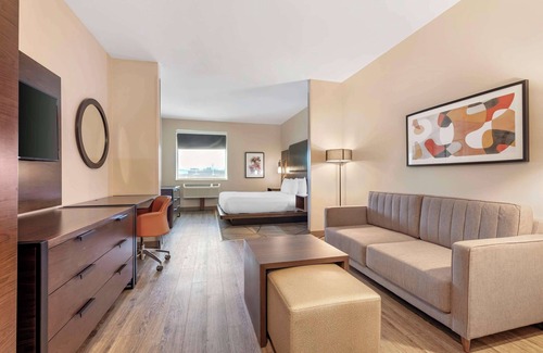 Brownwood Hotel | Best Western Plus Riata