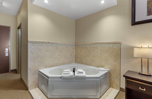 St. Albert Hotel | Best Western Plus St. Albert