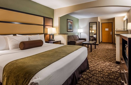 Vancouver Hotel | Best Western Plus Vancouver Mall Dr. Hotel & Suites