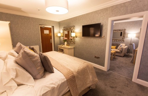 Campsie Hotel | Best Western Plus White Horse Hotel