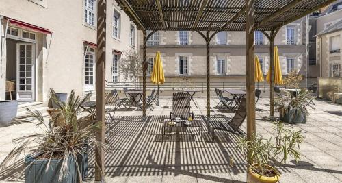 Poitiers Hotel | Best Western Poitiers Centre Le Grand Hôtel