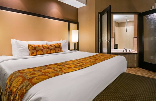 Calgary Hotel | Best Western Premier Freeport Inn Calgary Airport