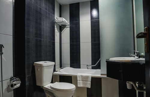 Al Muraqqabat Hotel | Best Western Premier M Four Hotel