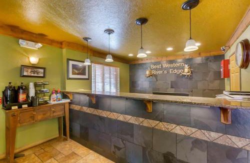 Red River Hotel | Best Western Rivers Edge