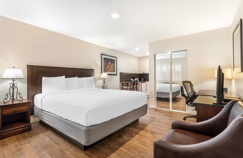 Watsonville Hotel | Best Western Rose Garden Inn