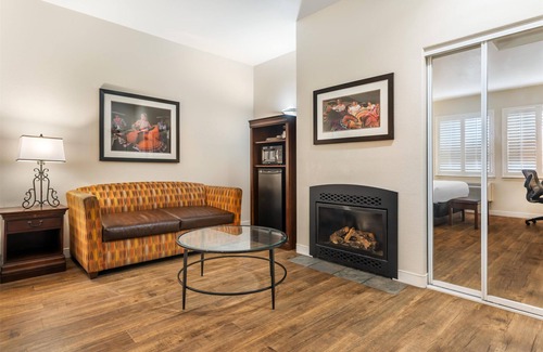 Watsonville Hotel | Best Western Rose Garden Inn