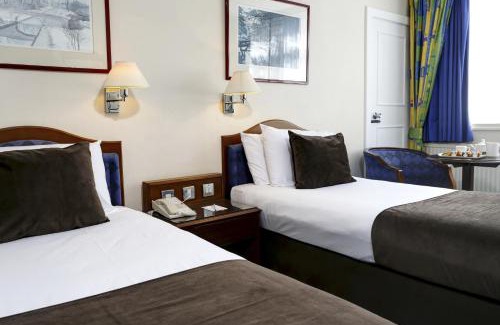 Weybridge Hotel | Best Western Ship Hotel