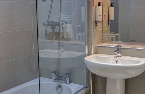 Whitburn Hotel | Best Western The Hilcroft Hotel West Lothian