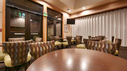Ashland Hotel | Best Western Windsor Inn