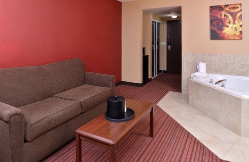 Woodland Hotel | Best Western Woodland Inn